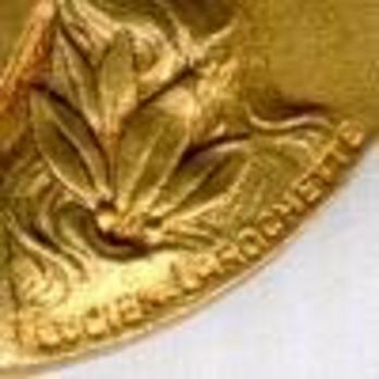 Gilt Medal (stamped "LUCIEN LAROCHETTE", "MOURGEON") Details