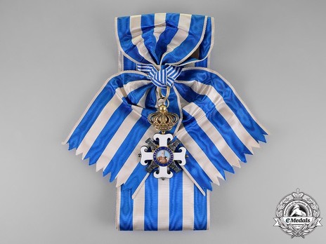 Order of San Marino, Type II, Grand Cross Obverse