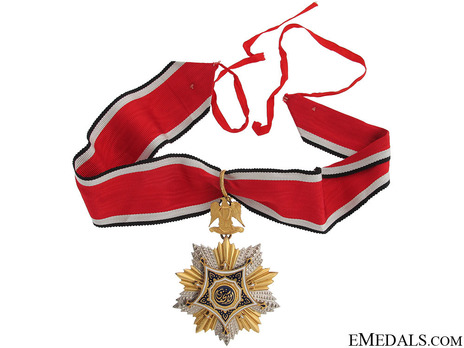 Grand Officer (with Hawk suspension, 1972-) Obverse