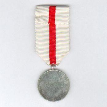 WWII Red Cross Medal Reverse