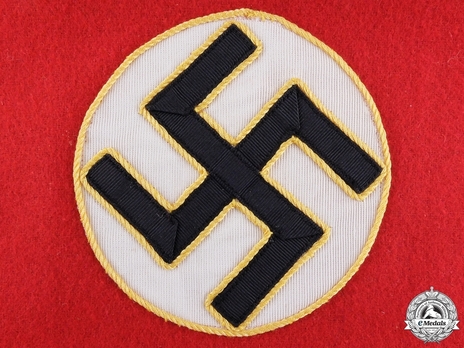NSDAP Leiter einer Hilfsstelle Type II Gau Level Armband Detail