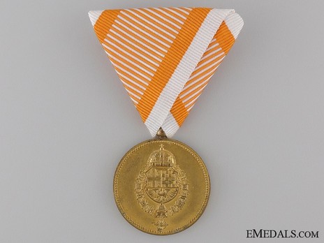 Royal Household Medal of King Alexander I Karadordevic, in Gold Obverse