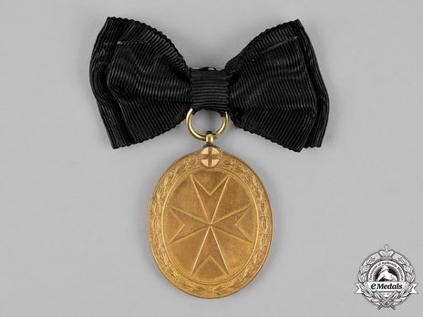 Gold Merit Medal (for Ladies)