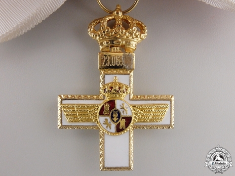 Grand Cross (white distinction) (Silver gilt) Obverse