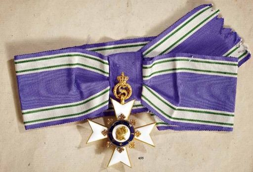 Order of Sidonia, Cross (in gold) Obverse