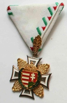 Officer Service Decoration, I Class (for 30 Years) Obverse