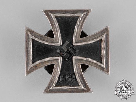 Iron Cross I Class, by P. Meybauer (screwback, marked) Obverse