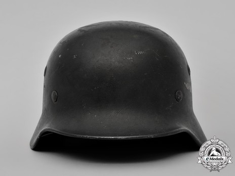 Luftwaffe Steel Helmet M40 Front