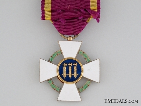 Order of the Roman Eagle, Officer's Cross (with wreath) Reverse