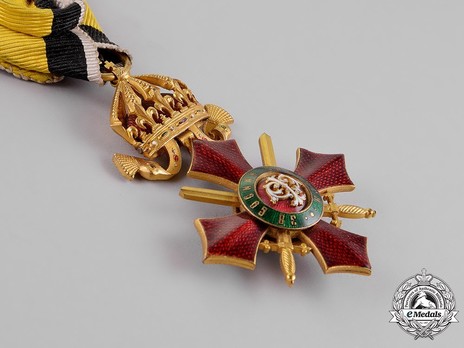 Order of Military Merit, IV Class Obverse