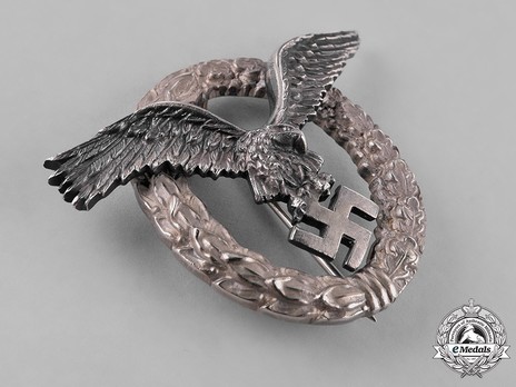 Pilot Badge, by C. E. Juncker (in nickel silver) Obverse