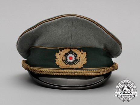 German Army General's Post-1943 Visor Cap (with cloth insignia) Front