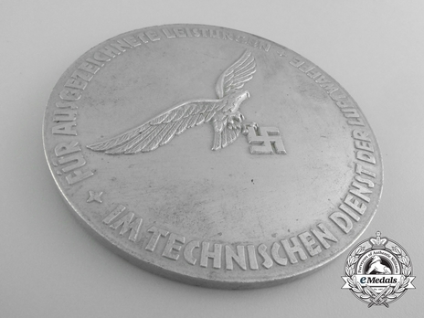 Medal for Outstanding Technical Achievements (in silvered zinc) Reverse 