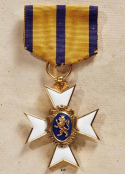 Schwarzburg Duchy Honour Cross, Civil Division, II Class Honour Cross Obverse