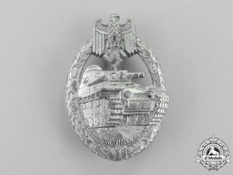 Panzer Assault Badge, in Silver, by Steinhauer & Lück Obverse