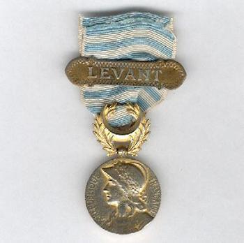 Bronze Medal (with "LEVANT" clasp, stamped "GEORGES LEMAIRE") (Bronze gilt) Obverse