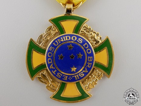 Gilt Cross(With Clasp) Obverse