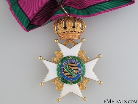House Order of Saxe-Ernestine, Type II, Civil Division, I Class Commander Cross (in gold) Reverse