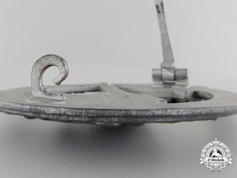Army Flak Badge, by Förster & Barth Detail