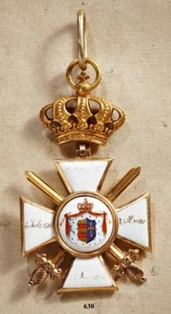 House Order of Duke Peter Friedrich Ludwig, Military Division, Commander (in gold) Reverse
