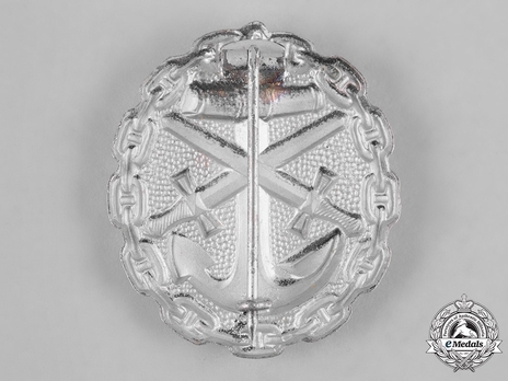 Naval Wound Badge, in Silver (in bronze) Reverse