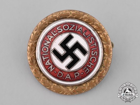 NSDAP Golden Party Badge, Large Version (unmarked) Obverse