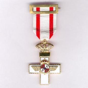1st Class Cross (white distinction) (gilt) Obverse