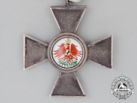 Order of the Red Eagle, Civil Division, Type V, IV Class Cross (pebbled version) Obverse