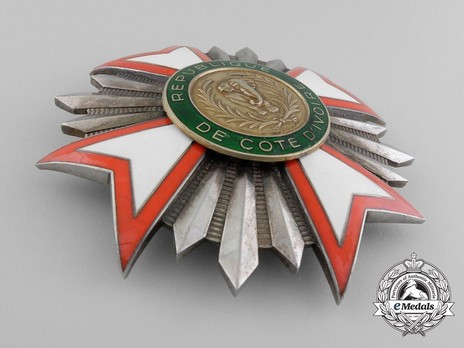 National Order of Côte d'Ivoire, Grand Cross Breast Star Obverse