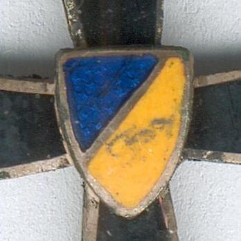 Miniature 12th Division Commemorative Cross Obverse