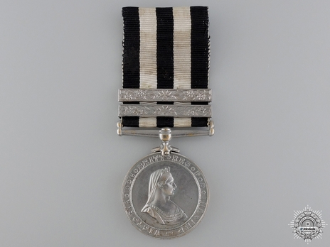 Silver Medal (with 2 Maltese cross clasps, 1947-1960) Obverse