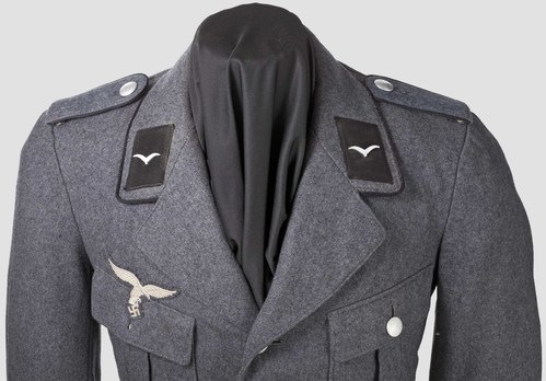 Luftwaffe NCO/EM Ranks Cloth Tunic without Piping Obverse Detail