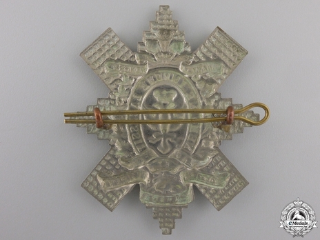Lanark and Renfrew Scottish Regiment Other Ranks Glengarry Badge Reverse