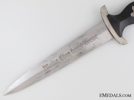 Allgemeine SS M33 Personalised Service Dagger (by Gottlieb Hammesfahr; numbered & named) Obverse Blade Detail