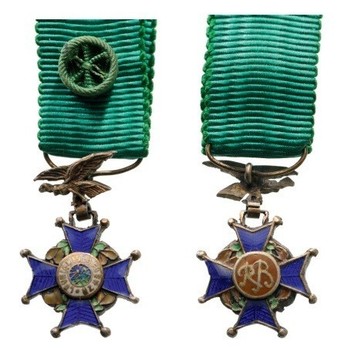 Miniature Officer Obverse and Reverse