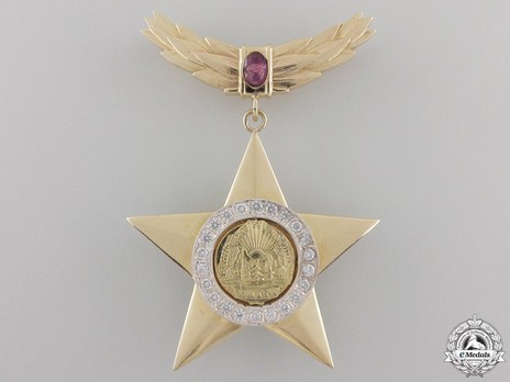  Title of the Hero of the Romanian Socialist Republic, Gold Star Obverse