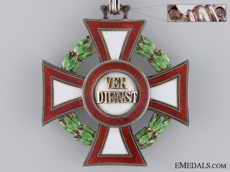 Military Merit Cross, Type II, Military Division, II Class Cross Obverse