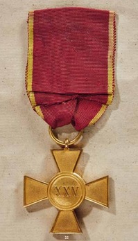 Long Service Cross for 25 Years (in gold) Reverse