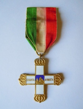 Commemorative Cross for the 4th Army (stamped "L. FASSINO TORINO") Obverse