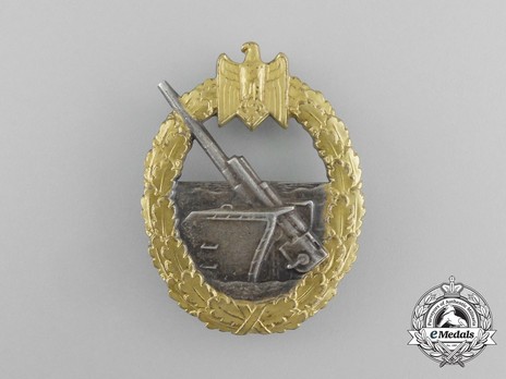 Coastal Artillery War Badge, by C. Schwerin (in tombac) Obverse