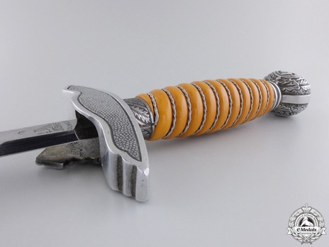 Luftwaffe Stöcker & Co.-made 2nd pattern Dagger Reverse Grip Detail