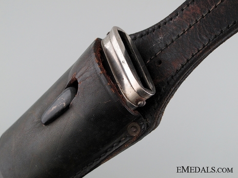 German Red Cross Enlisted Ranks Hewer (Unmarked) Scabbard Throat Detail
