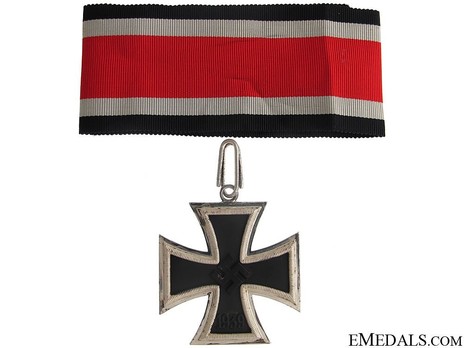 Knight's Cross of the Iron Cross, by Steinhauer & Lück (Type B, 935 4) Obverse
