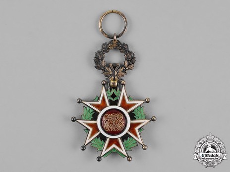 Order of the Brilliant Star of Zanzibar, Type IV, V Class Knight Reverse