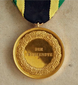 Merit Medal, Type IV, Civil Division, in Gold Reverse