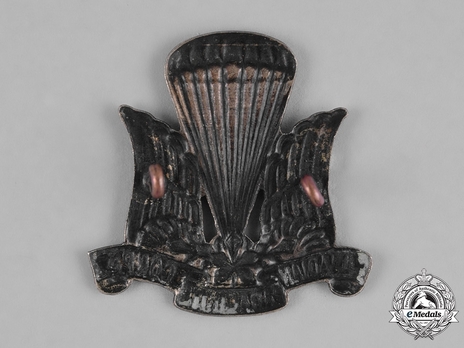 Canadian Parachute Corps Other Ranks Cap Badge Reverse