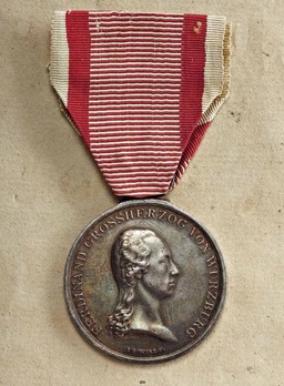 Bravery Medal, in Silver Obverse