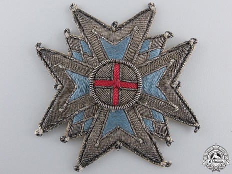 Military Order of St. George, Commander Cross Breast Star (embroidered) Obverse