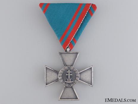 Hungarian Order of Merit, Cross of Merit in Silver, Civil Division Obverse
