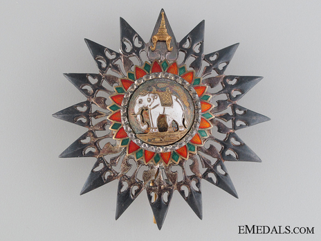 Order of the White Elephant Dame Grand Commander Breast Star (II Class) Obverse